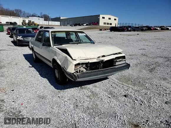 1985 Chevrolet Celebrity с VIN 1G1AW19R8F6308705, выставлен на аукционе Copart как лот 42148305 с пробегом 91 840 миль миль и На запчасти • Non repairable. История ставок и продаж доступна на DreamBid. Изображение 10.