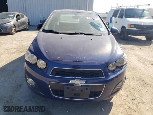 2014 Chevrolet Sonic LT с VIN 1G1JC5SH4E4125698, выставлен на аукционе Copart как лот 89809915 с пробегом 90 374 миль миль и Чистый • Clean title. История ставок и продаж доступна на DreamBid. Изображение 5.