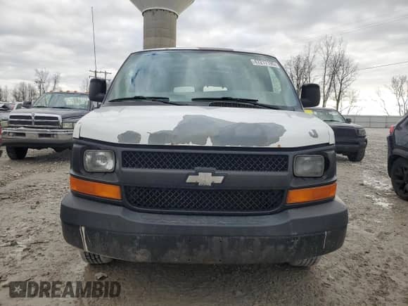 2006 Chevrolet Express Cargo с VIN 1GCHG35V961274658, выставлен на аукционе Copart как лот 47217195 с пробегом 169 354 миль миль и Чистый • Clean title. История ставок и продаж доступна на DreamBid. Изображение 5.