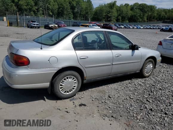 2005 Chevrolet Malibu Classic z VIN 1G1ND52F95M172884, wystawiony jako Copart lot #69200095 z przebiegiem 222 354 mil mil oraz Szkoda całkowita • Salvage title. Historia ofert i sprzedaży dostępna na DreamBid. Obrazek 3.