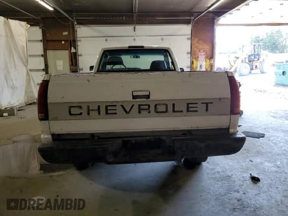 1996 GMC Sierra 1500 with VIN 1GTEK14W3TZ532945, listed as a Copart auction lot 65740605 with 120,125 mi miles and Clean title. Bid and sale history available at DreamBid. Image 6.