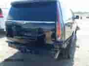 2020 Cadillac Escalade ESV с VIN 1GYS4GKJ2LR105967, выставлен на аукционе IAAI как лот 42751464 с пробегом 216 205 миль миль и . История ставок и продаж доступна на DreamBid. Изображение 18.