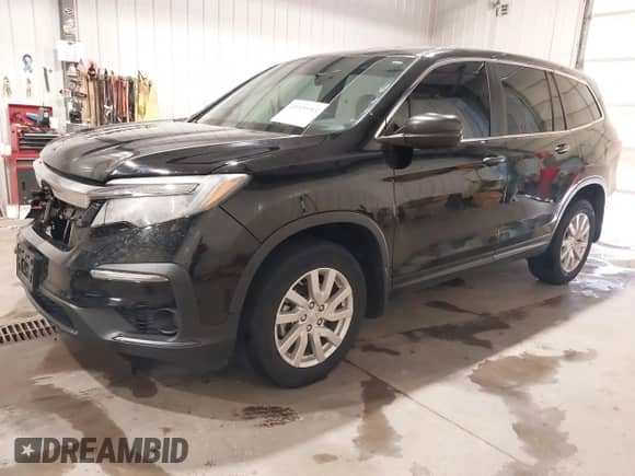 2019 Honda Pilot LX с VIN 5FNYF6H18KB084526, выставлен на аукционе IAAI как лот 43319983 с пробегом 179 092 миль миль и . История ставок и продаж доступна на DreamBid. Изображение 2.