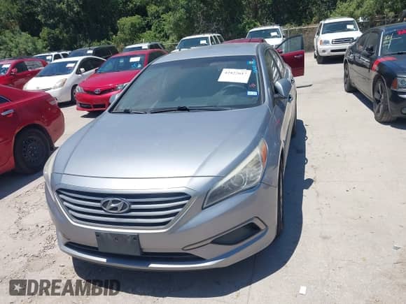 2017 Hyundai Sonata 2.4L with VIN 5NPE24AF4HH531632, listed as a IAAI auction lot 42822617 with 142,633 mi miles and . Bid and sale history available at DreamBid. Image 12.