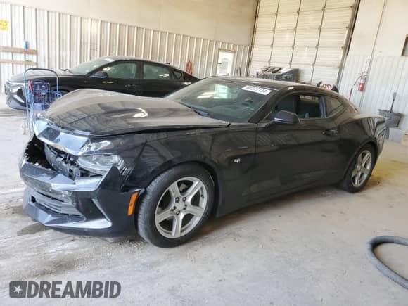 2018 Chevrolet Camaro 1LS with VIN 1G1FA1RX1J0189085, listed as a Copart auction lot 80377134 with 71,682 mi miles and Salvage title. Bid and sale history available at DreamBid. Image 1.