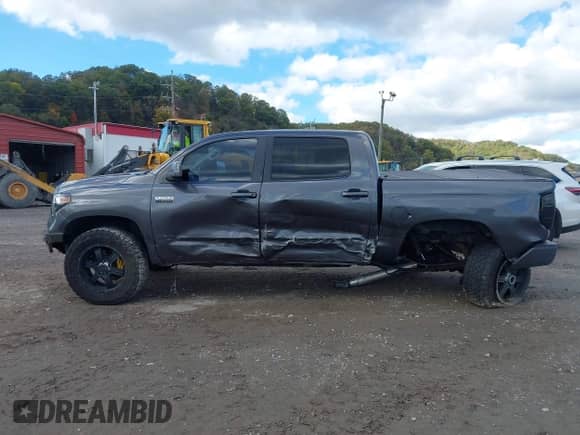 2015 Toyota Tundra Platinum with VIN 5TFAY5F17FX448794, listed as a IAAI auction lot 43456513 with 171,892 mi miles and . Bid and sale history available at DreamBid. Image 15.