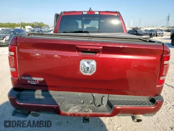 2022 Ram 1500 Laramie z VIN 1C6RREJT3NN173225, wystawiony jako Copart lot #85365155 z przebiegiem 37 331 mil mil oraz Szkoda całkowita • Salvage title. Historia ofert i sprzedaży dostępna na DreamBid. Obrazek 6.