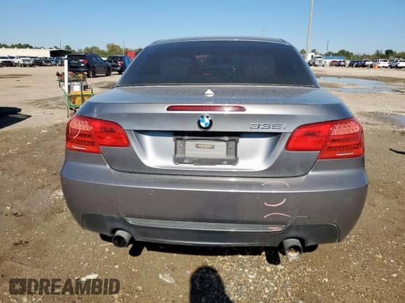 2012 BMW 3 Series 335i с VIN WBADX7C58CE744673, выставлен на аукционе Copart как лот 90449645 с пробегом 124 110 миль миль и Списание • Salvage title. История ставок и продаж доступна на DreamBid. Изображение 6.