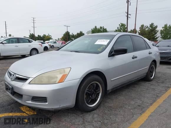 2006 Honda Accord VP с VIN 1HGCM56126A070652, выставлен на аукционе IAAI как лот 43369672 с пробегом Не указан миль и . История ставок и продаж доступна на DreamBid. Изображение 2.