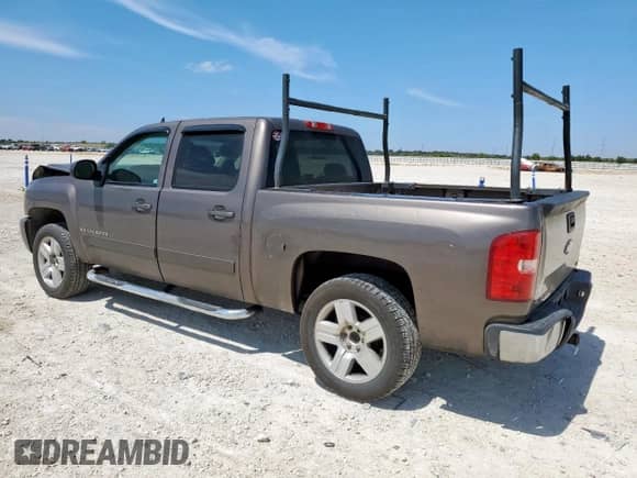 2008 Chevrolet Silverado 1500 1LT with VIN 2GCEC13JX81325875, listed as a Copart auction lot 71851205 with 308,421 mi miles and Salvage title. Bid and sale history available at DreamBid. Image 2.