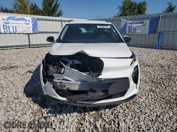 2023 Chevrolet Bolt EUV LT с VIN 1G1FY6S09P4135489, выставлен на аукционе Copart как лот 84215335 с пробегом 85 766 миль миль и На запчасти • Non repairable. История ставок и продаж доступна на DreamBid. Изображение 5.