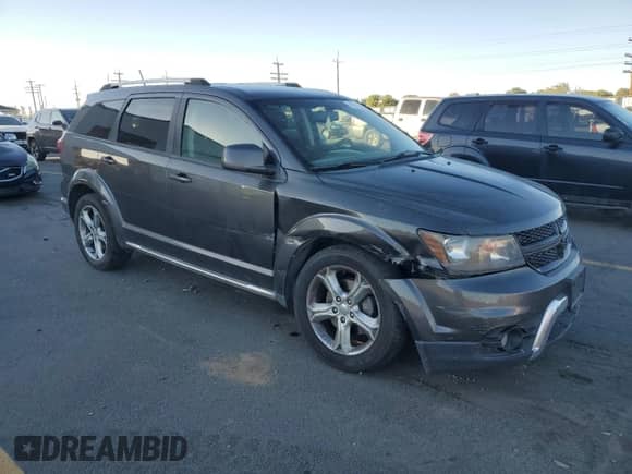 2017 Dodge Journey Crossroad with VIN 3C4PDCGB0HT501612, listed as a Copart auction lot 80011285 with 123,497 mi miles and Salvage title. Bid and sale history available at DreamBid. Image 4.