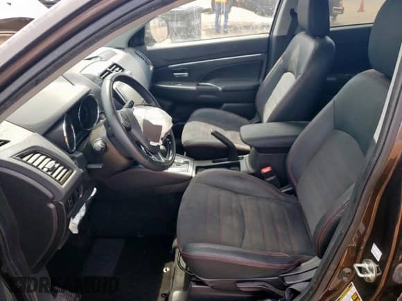 2022 Mitsubishi Outlander SE with VIN JA4APVAU9NU022636, listed as a Copart auction lot 84577505 with Not provided miles and Salvage title. Bid and sale history available at DreamBid. Image 7.