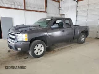 2010 Chevrolet Silverado 1500 LS with VIN 1GCSKREA9AZ129473, listed as a Copart auction lot 56011205 with Not provided miles and Salvage title. Bid and sale history available at DreamBid. Image 1.
