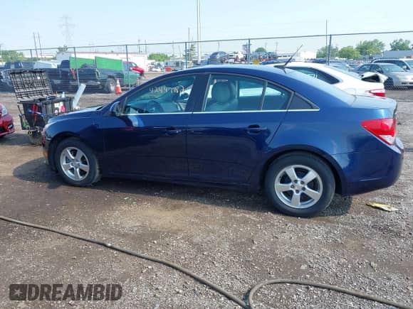 2011 Chevrolet Cruze 1LT with VIN 1G1PF5S90B7110197, listed as a IAAI auction lot 42447982 with 141,867 mi miles and . Bid and sale history available at DreamBid. Image 14.