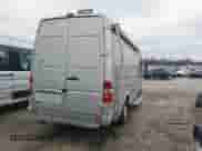 2005 Dodge Sprinter with VIN WD2PD744655747605, listed as a IAAI auction lot 41691536 with 226,397 mi miles and . Bid and sale history available at DreamBid. Image 4.