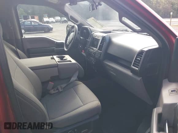 2017 Ford F-150 XL z VIN 1FTEW1CP6HFA80769, wystawiony jako IAAI lot #42801630 z przebiegiem 107 129 mil mil oraz . Historia ofert i sprzedaży dostępna na DreamBid. Obrazek 5.