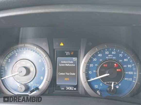 2018 Toyota Sienna LE Auto Access Seat with VIN 5TDKZ3DC5JS939275, listed as a IAAI auction lot 42752731 with 34,362 mi miles and . Bid and sale history available at DreamBid. Image 7.