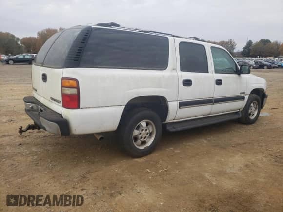 2000 Chevrolet Suburban LT z VIN 3GNEC16T8YG223051, wystawiony jako Copart lot #84419604 z przebiegiem 237 923 mil mil oraz Czysty tytuł • Clean title. Historia ofert i sprzedaży dostępna na DreamBid. Obrazek 3.
