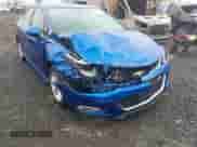 2017 Chevrolet Cruze LT z VIN 1G1BE5SM2H7113399, wystawiony jako IAAI lot #43344869 z przebiegiem 215 612 mil mil oraz . Historia ofert i sprzedaży dostępna na DreamBid. Obrazek 6.