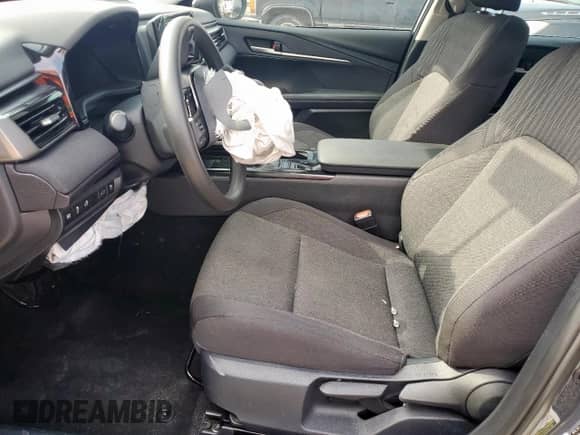 2025 Toyota Camry LE с VIN 4T1DAACK8SU526658, выставлен на аукционе Copart как лот 71537155 с пробегом Не указан миль и Списание • Salvage title. История ставок и продаж доступна на DreamBid. Изображение 7.