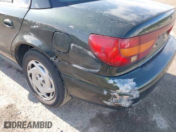 2000 Saturn SL с VIN 1G8ZK5271YZ165467, выставлен на аукционе IAAI как лот 42367156 с пробегом 185 962 миль миль и . История ставок и продаж доступна на DreamBid. Изображение 14.