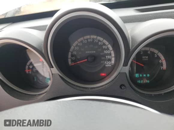 2011 Dodge Nitro SXT с VIN 1D4PT5GK4BW575747, выставлен на аукционе Copart как лот 80029535 с пробегом 162 176 миль миль и Списание • Salvage title. История ставок и продаж доступна на DreamBid. Изображение 9.