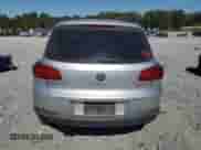 2015 Volkswagen Tiguan S с VIN WVGAV7AX4FW610544, выставлен на аукционе Copart как лот 87063325 с пробегом 215 703 миль миль и Чистый • Clean title. История ставок и продаж доступна на DreamBid. Изображение 6.