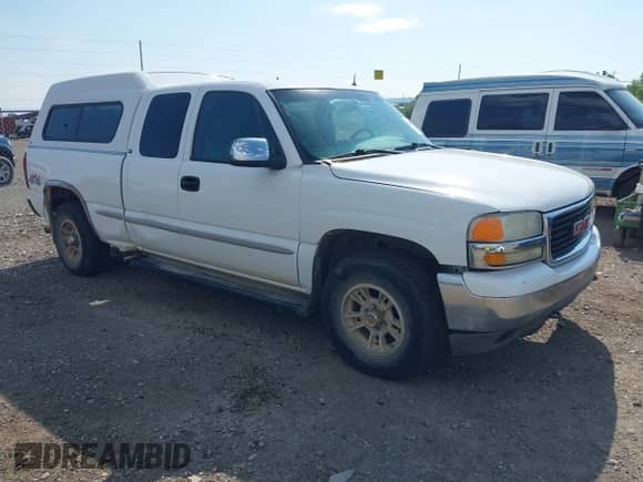 2002 GMC Sierra 1500 SLE z VIN 1GTEK19T22Z129469, wystawiony jako IAAI lot #42852319 z przebiegiem 283 614 mil mil oraz . Historia ofert i sprzedaży dostępna na DreamBid. Obrazek 1.