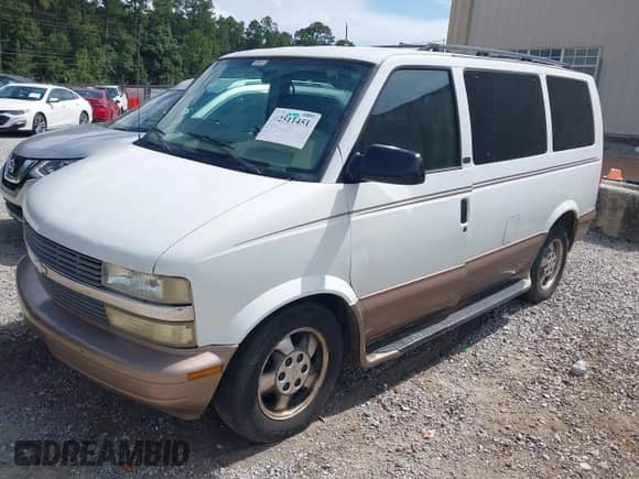 2003 Chevrolet Astro с VIN 1GNDM19X23B115355, выставлен на аукционе IAAI как лот 42511451 с пробегом 243 988 миль миль и . История ставок и продаж доступна на DreamBid. Изображение 2.