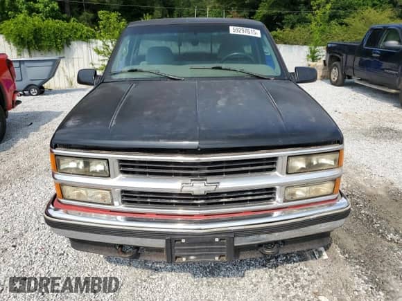 1997 Chevrolet Silverado 1500 z VIN 1GCEK14R0VZ190223, wystawiony jako Copart lot #59297615 z przebiegiem 443 338 mil mil oraz Czysty tytuł • Clean title. Historia ofert i sprzedaży dostępna na DreamBid. Obrazek 5.