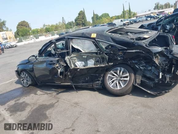 2021 Honda Accord EX-L z VIN 1HGCV3F54MA022961, wystawiony jako IAAI lot #42756781 z przebiegiem Nie podano mil oraz . Historia ofert i sprzedaży dostępna na DreamBid. Obrazek 13.