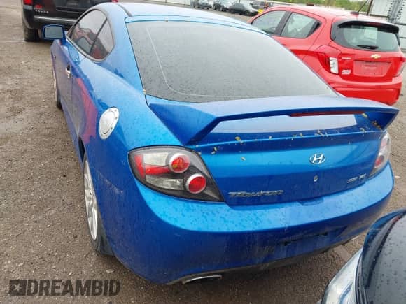2008 Hyundai Tiburon GT с VIN KMHHN66FX8U282926, выставлен на аукционе IAAI как лот 41959023 с пробегом 119 414 миль миль и . История ставок и продаж доступна на DreamBid. Изображение 16.