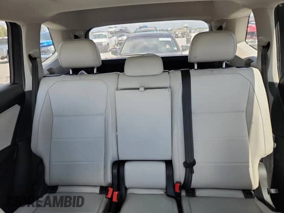 2020 Volkswagen Tiguan SE с VIN 3VV3B7AX6LM175819, выставлен на аукционе Copart как лот 85106125 с пробегом 81 447 миль миль и Списание • Salvage title. История ставок и продаж доступна на DreamBid. Изображение 10.