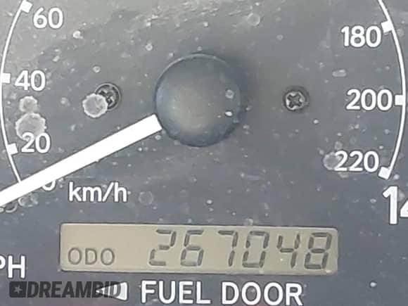 2000 Toyota Camry CE с VIN 4T1BG22K8YU665808, выставлен на аукционе IAAI как лот 43440773 с пробегом 267 048 миль миль и . История ставок и продаж доступна на DreamBid. Изображение 16.