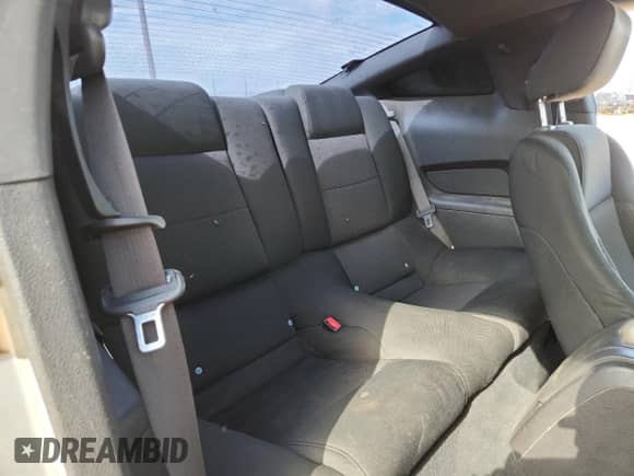 2010 Ford Mustang GT z VIN 1ZVBP8CH3A5138766, wystawiony jako Copart lot #90013275 z przebiegiem 180 832 mil mil oraz Szkoda całkowita • Salvage title. Historia ofert i sprzedaży dostępna na DreamBid. Obrazek 10.