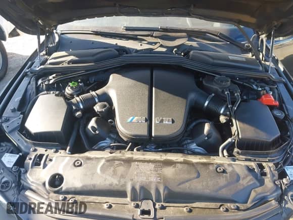 2008 BMW 5 Series M5 с VIN WBSNB93548CX09674, выставлен на аукционе IAAI как лот 43127118 с пробегом 54 974 миль миль и . История ставок и продаж доступна на DreamBid. Изображение 10.