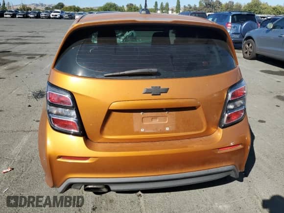 2017 Chevrolet Sonic LT с VIN 1G1JD6SB1H4114029, выставлен на аукционе Copart как лот 62886595 с пробегом 148 755 миль миль и Списание • Salvage title. История ставок и продаж доступна на DreamBid. Изображение 6.