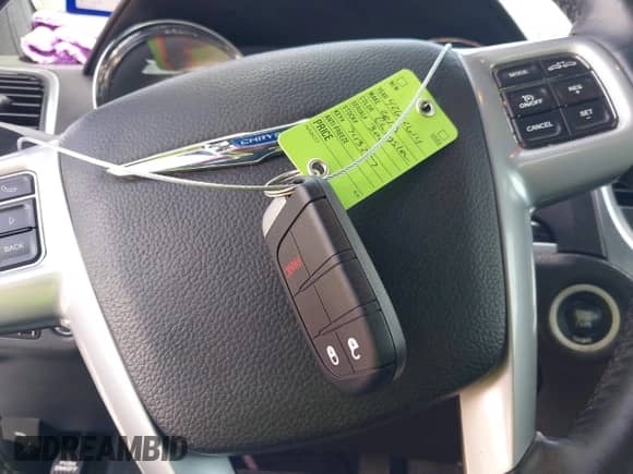 2013 Chrysler 300 C с VIN 2C3CCAET9DH743257, выставлен на аукционе IAAI как лот 42612614 с пробегом 102 676 миль миль и . История ставок и продаж доступна на DreamBid. Изображение 11.