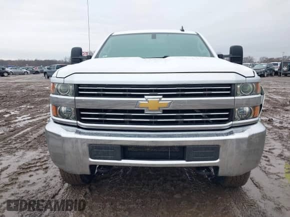 2017 Chevrolet Silverado 2500HD Work Truck z VIN 1GC1KUEG5HF222795, wystawiony jako IAAI lot #41717477 z przebiegiem 223 784 mil mil oraz . Historia ofert i sprzedaży dostępna na DreamBid. Obrazek 13.