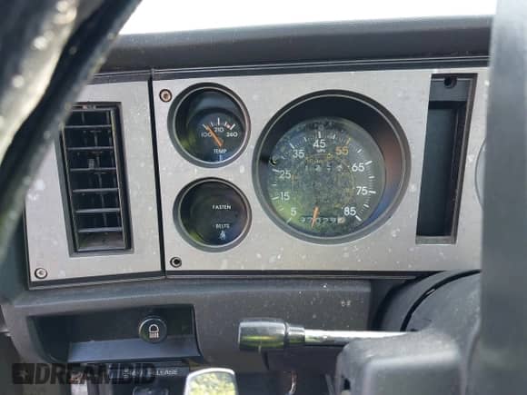 1985 Chevrolet S-10 с VIN 1GCCS14B2F2158409, выставлен на аукционе IAAI как лот 41327938 с пробегом 97 029 миль миль и . История ставок и продаж доступна на DreamBid. Изображение 15.
