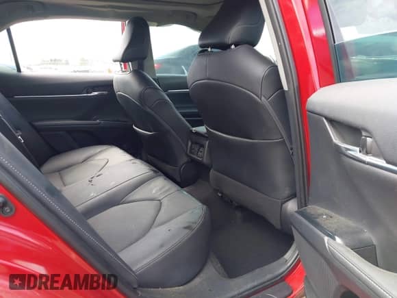 2020 Toyota Camry XSE z VIN 4T1K61AK3LU317132, wystawiony jako IAAI lot #43239395 z przebiegiem 59 174 mil mil oraz . Historia ofert i sprzedaży dostępna na DreamBid. Obrazek 8.