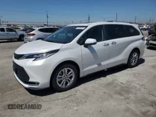 2024 Toyota Sienna Limited с VIN 5TDZRKEC1RS187559, выставлен на аукционе Copart как лот 67304034 с пробегом 17 947 миль миль и Списание • Salvage title. История ставок и продаж доступна на DreamBid. Изображение 1.