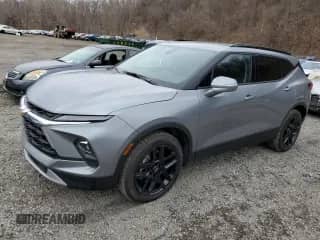 2025 Chevrolet Blazer LT с VIN 3GNKBJRS5SS121428, выставлен на аукционе Copart как лот 51225215 с пробегом 8 миль миль и Списание • Salvage title. История ставок и продаж доступна на DreamBid. Изображение 1.