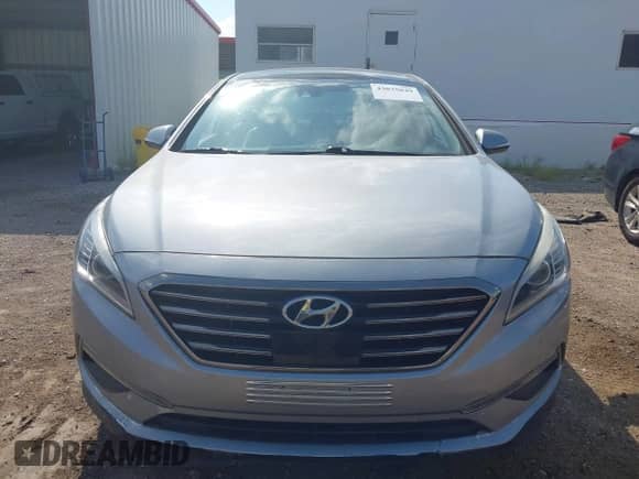 2015 Hyundai Sonata Limited with VIN 5NPE34AF9FH253854, listed as a IAAI auction lot 43035049 with 153,902 mi miles and . Bid and sale history available at DreamBid. Image 12.