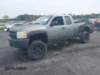 2008 Chevrolet Silverado 1500 Work Truck с VIN 1GCEK19068E199370, выставлен на аукционе IAAI как лот 43312221 с пробегом 152 299 миль миль и . История ставок и продаж доступна на DreamBid. Изображение 2.