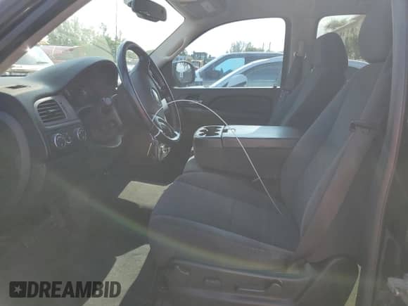 2008 Chevrolet Avalanche LTZ с VIN 3GNFK12308G149329, выставлен на аукционе Copart как лот 52390225 с пробегом 161 018 миль миль и Чистый • Clean title. История ставок и продаж доступна на DreamBid. Изображение 7.