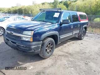 2005 Chevrolet Silverado 1500 LS z VIN 2GCEK13T551396840, wystawiony jako IAAI lot #43411518 z przebiegiem Nie podano mil oraz . Historia ofert i sprzedaży dostępna na DreamBid. Obrazek 2.