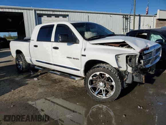 2007 Dodge 1500 SLT z VIN 3D7KR19DX7G751922, wystawiony jako Copart lot #76756934 z przebiegiem 145 115 mil mil oraz Szkoda całkowita • Salvage title. Historia ofert i sprzedaży dostępna na DreamBid. Obrazek 4.