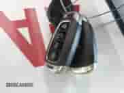 2019 Hyundai Santa Fe SEL z VIN 5NMS33AD6KH036507, wystawiony jako IAAI lot #42955793 z przebiegiem 207 921 mil mil oraz . Historia ofert i sprzedaży dostępna na DreamBid. Obrazek 11.